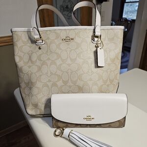 Coach Tote And Wallet